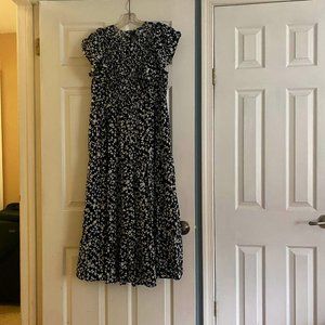 Old Navy Dress  Perfect dress for the summer!